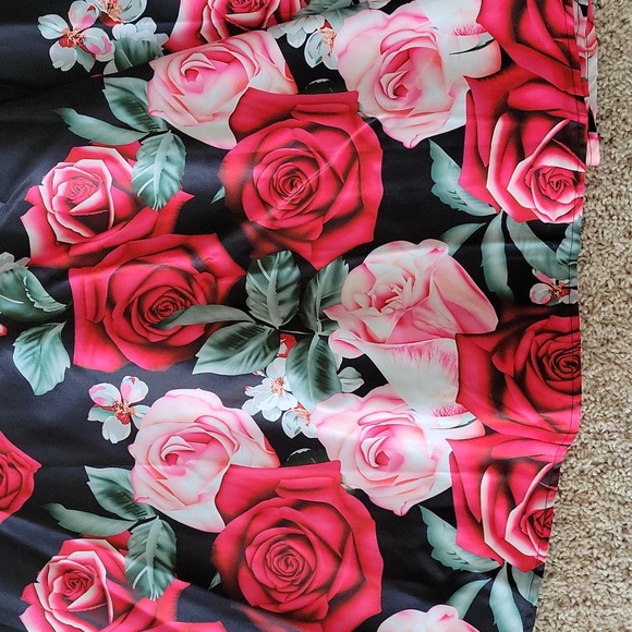 NWT Floral Cocktail Dress - Picture 2 of 6